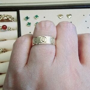 💛18k Love Screw Ring- Size 6